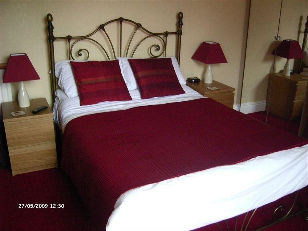 แอชโกรฟ เฮาส์ Hotel สแตรทฟอร์ด อะพอน เอวอน ภายนอก รูปภาพ